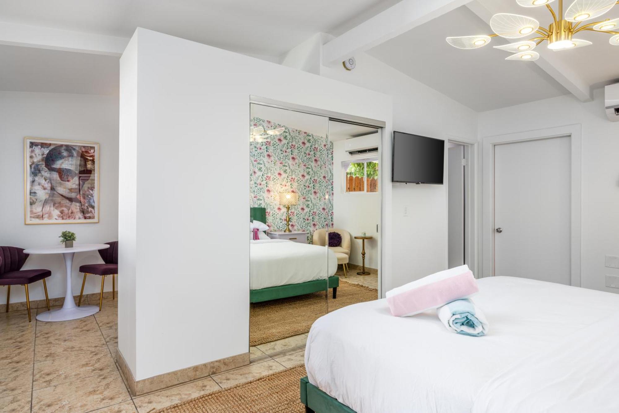 The Muse Boutique - Hotel Buyout Big Groups (Adults Only) ปาล์มสปริงส์ ภายนอก รูปภาพ